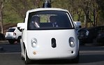 谷歌蘋果無人車搶市 低價車來日無多？