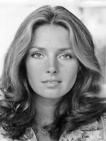 好萊塢漂亮女星Jennifer O'Neill出現在1975的道奇Charger廣告之中 很懷舊