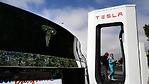 充電樁全球達2000個 Tesla慶祝