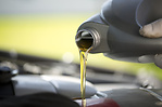 为什麽加優質機油後汽車油耗反而增大？
