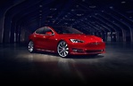 Model S車型將擁有特斯拉旗下車型的最長續航裏程，單次充滿電可行駛 335 英裏，這意味著您可以從洛杉矶一路開到舊金山，中途無需充電。（Tesla)