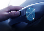 現代汽車將會把指紋識別技術應用於特定市場，並逐步擴大到其他市場(Hyundai)
