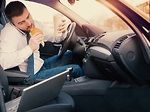 安省司機收分心駕駛罰單 汽車保險將漲18%