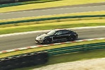 作為保時捷首款純電動跑車，Taycan的最高車速超250km/h，從靜止加速到100km/h僅需不到3.5秒，加速到200km/h僅需不到12秒。(Porsche)