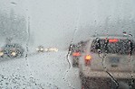 【精彩網文】開車遇雨雪看不清時 教你一招即時變得清晰