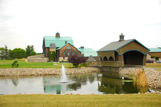 Hernder-Estate-Wines_image-source_St.Catharines.jpg