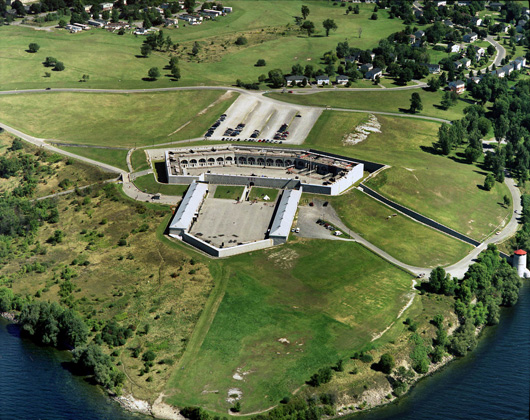 arialfort204.jpg