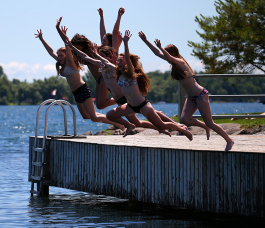Swimming_GFP_9782_Print.jpg