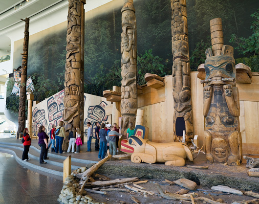 Totempoles-inside-Museum-of-Civilization,-Marie-Louise-Deruaz.jpg