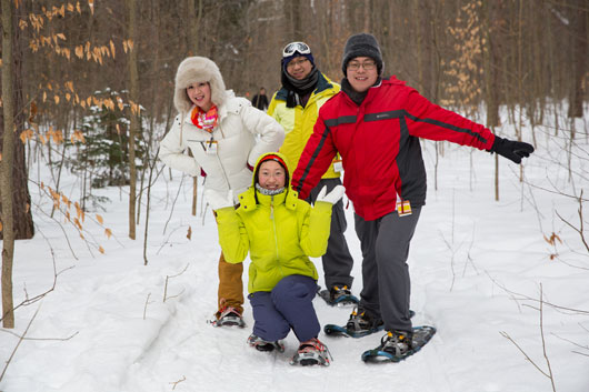 Snow-Shoeing-(3).jpg